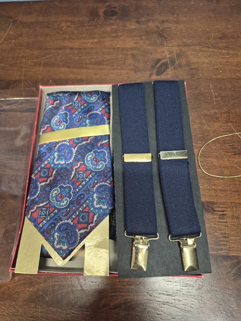 Vintage Mens Accessories Tie And Suspender Set By Essex
